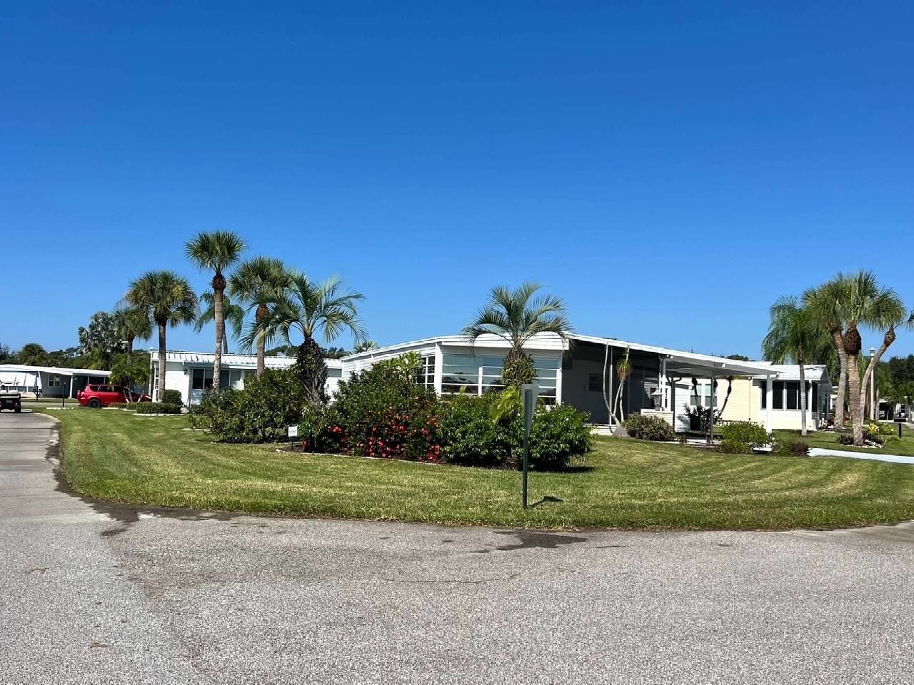 Manufactured home in NOKOMIS, FL 34275