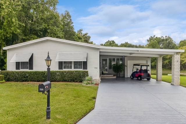Manufactured home in Auburndale, FL 33823