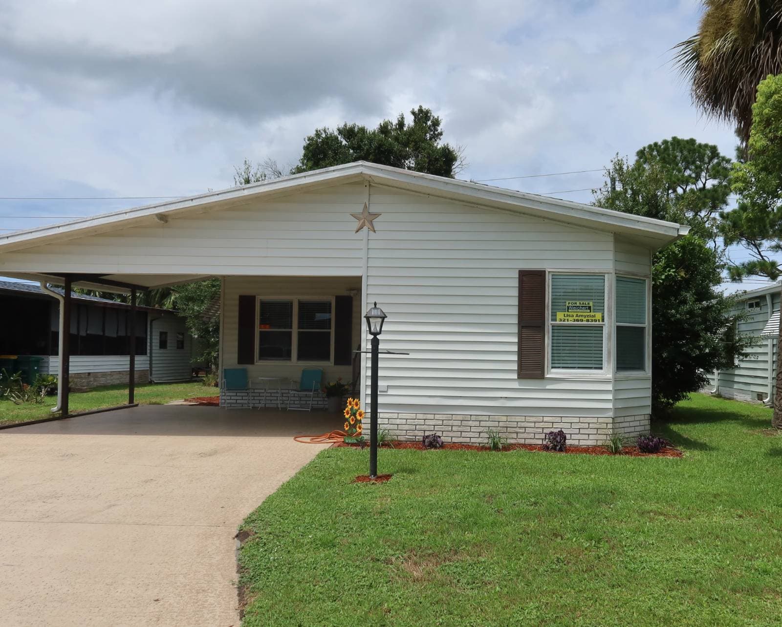 Manufactured home in Melbourne, FL 32904