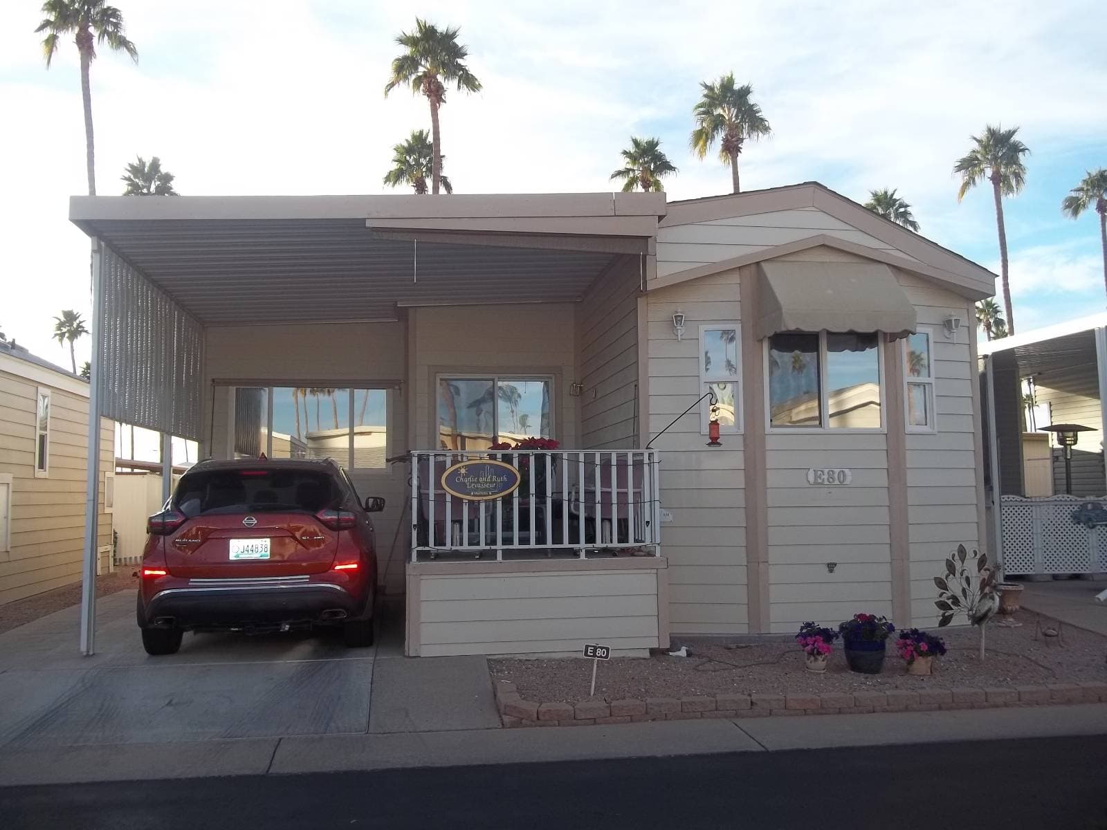 Manufactured home in Mesa, AZ 85205