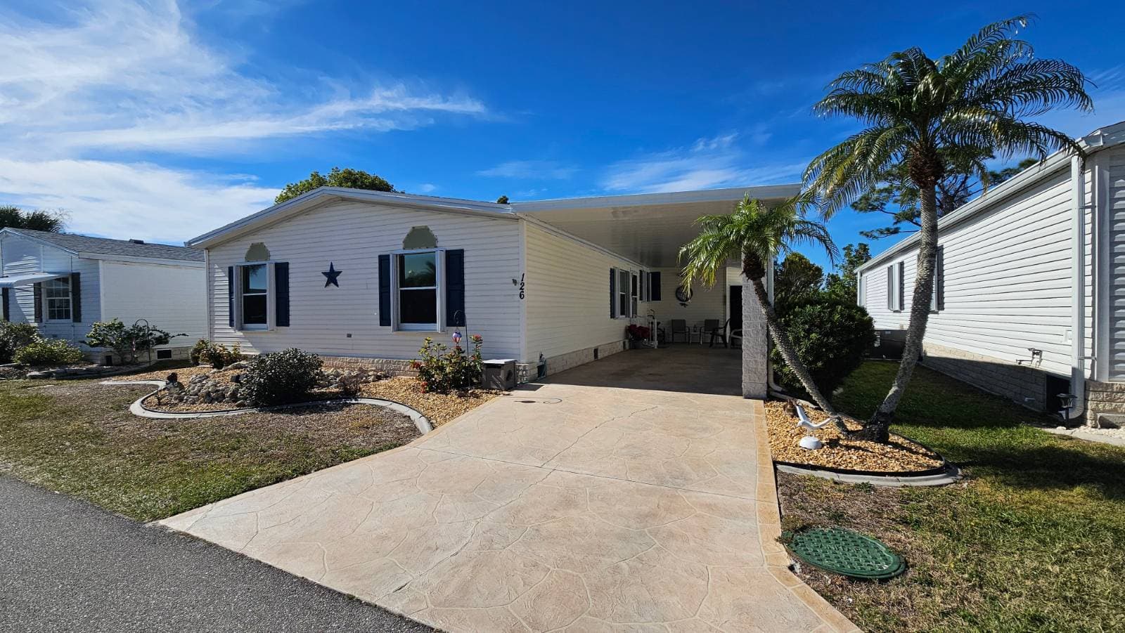 Manufactured home in Punta Gorda, FL 33982