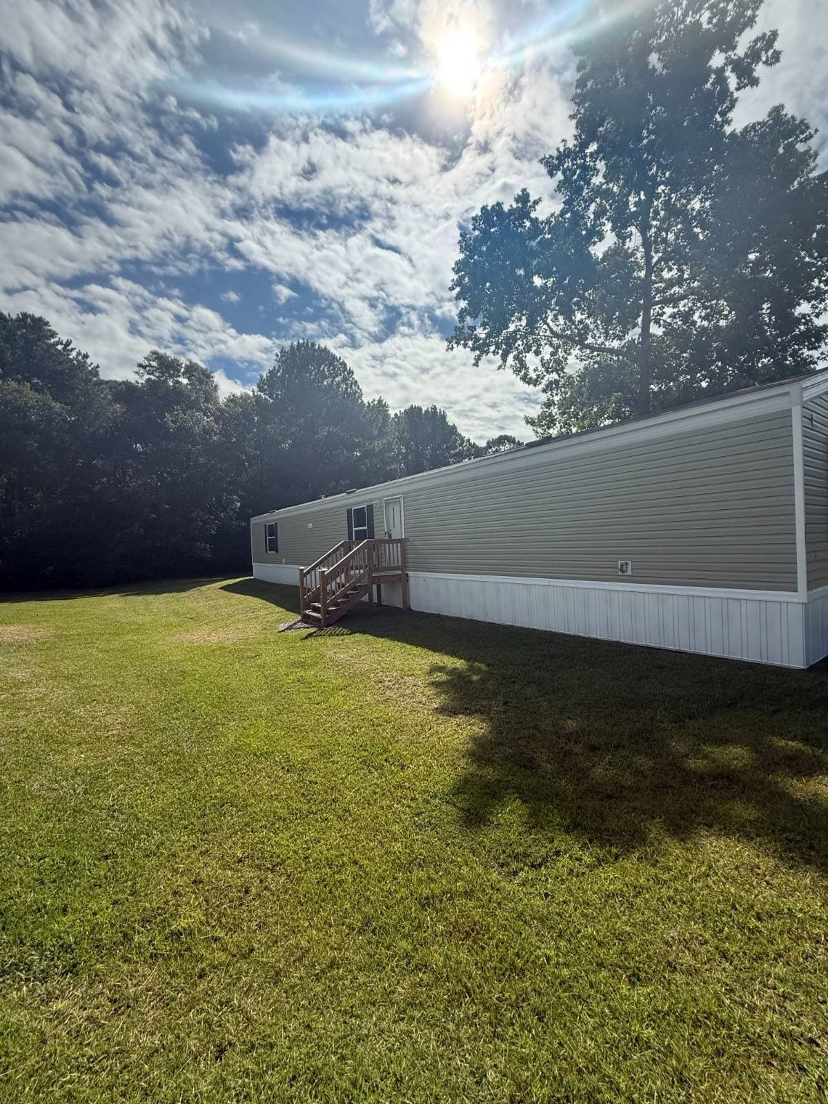 Manufactured home in Jacksonville, NC 28540