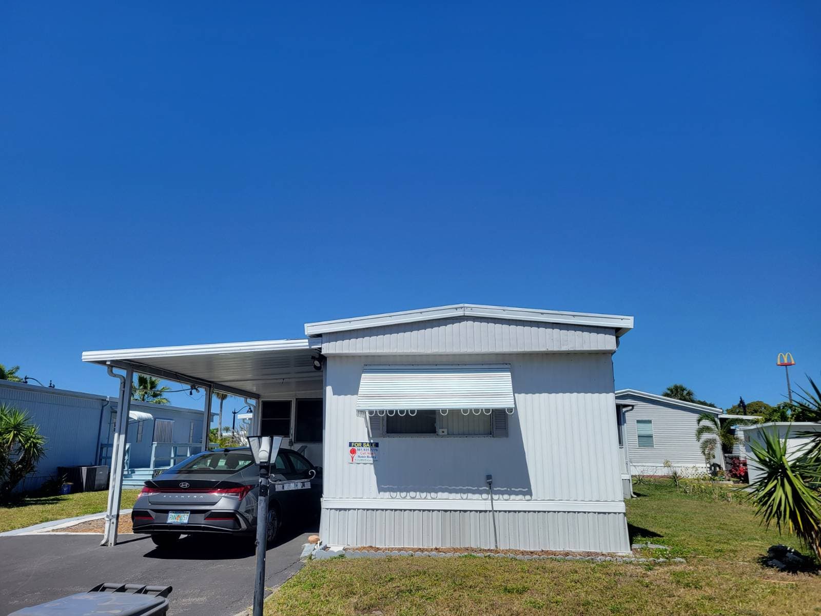 Manufactured home in West Palm Beach, FL 33404