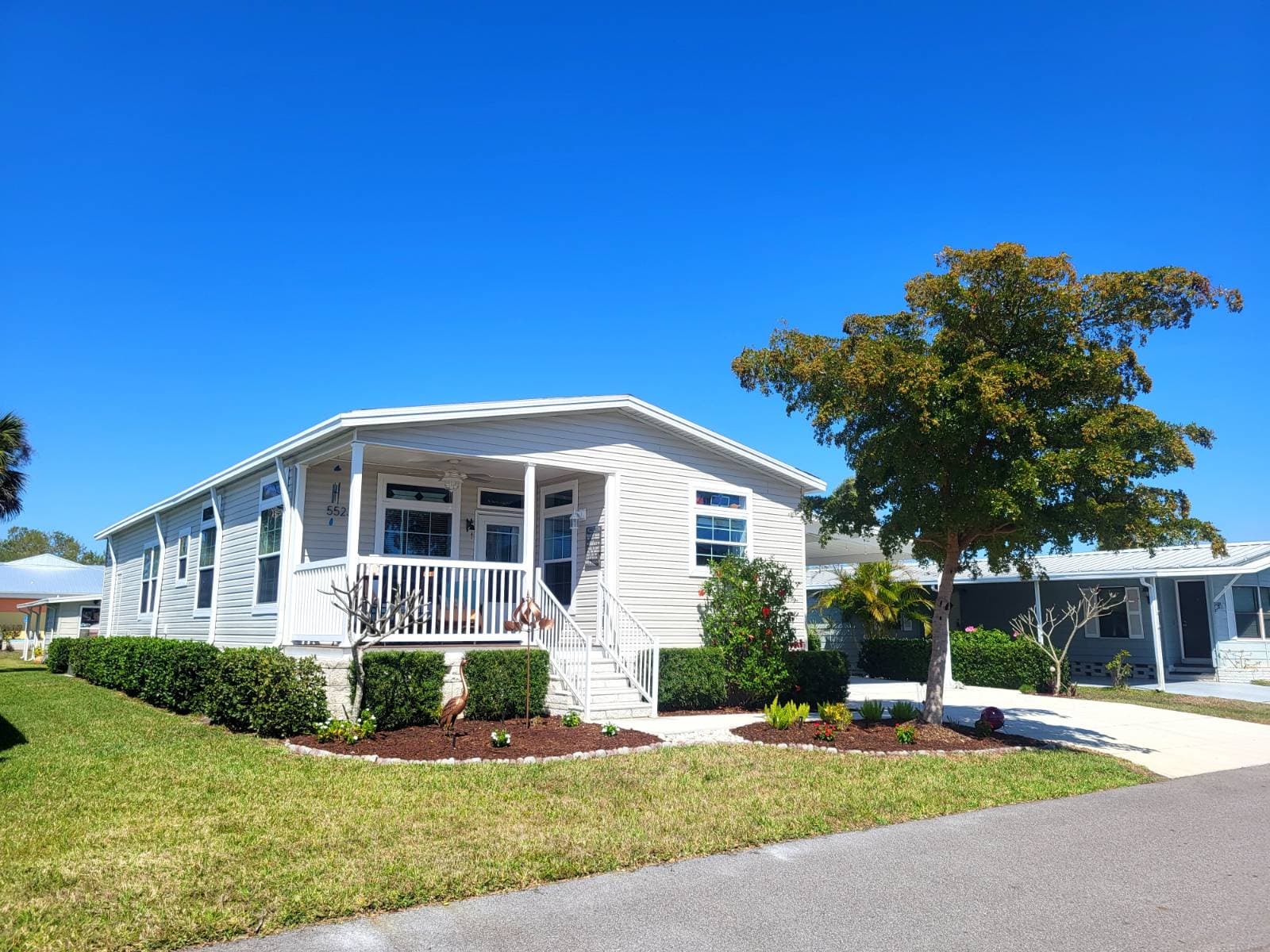 Manufactured home in Sarasota, FL 34233