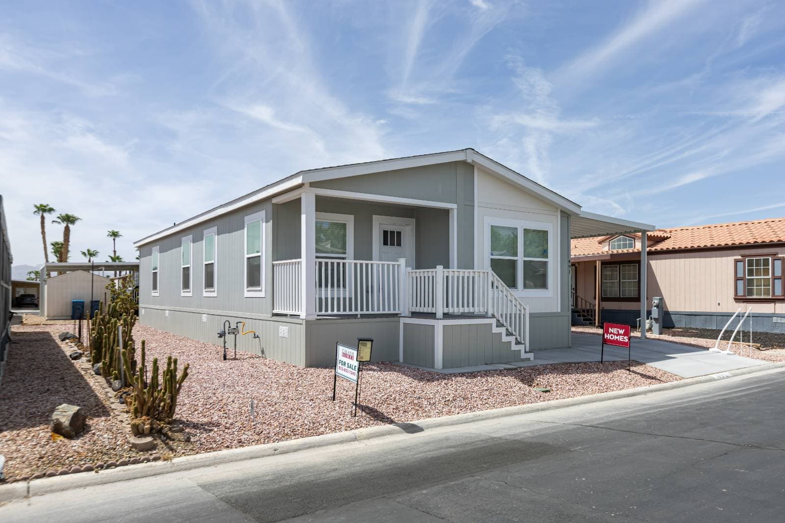 Manufactured home in Las Vegas, NV 89122