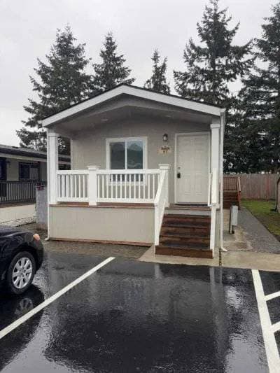 Manufactured home in Auburn, WA 98002