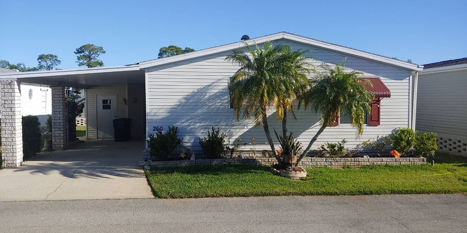 Manufactured home in Lakeland, FL 33803