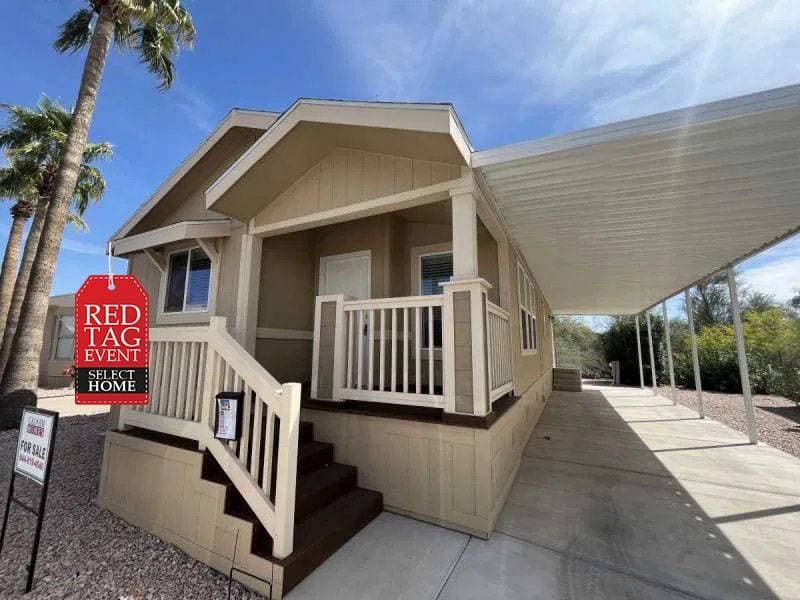 Manufactured home in Mesa, AZ 85207