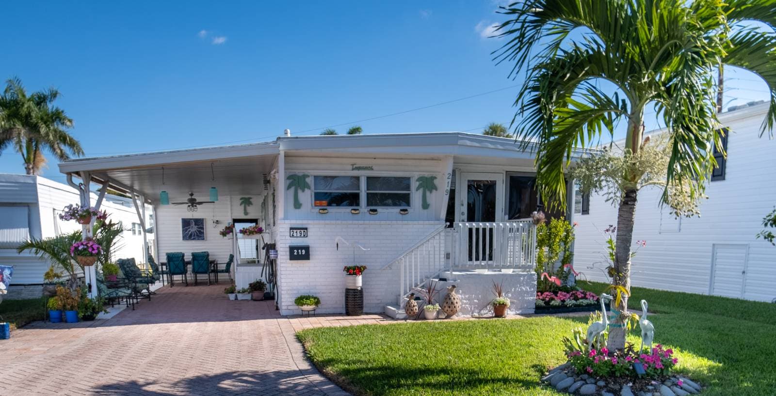 Manufactured home in Naples, FL 34112