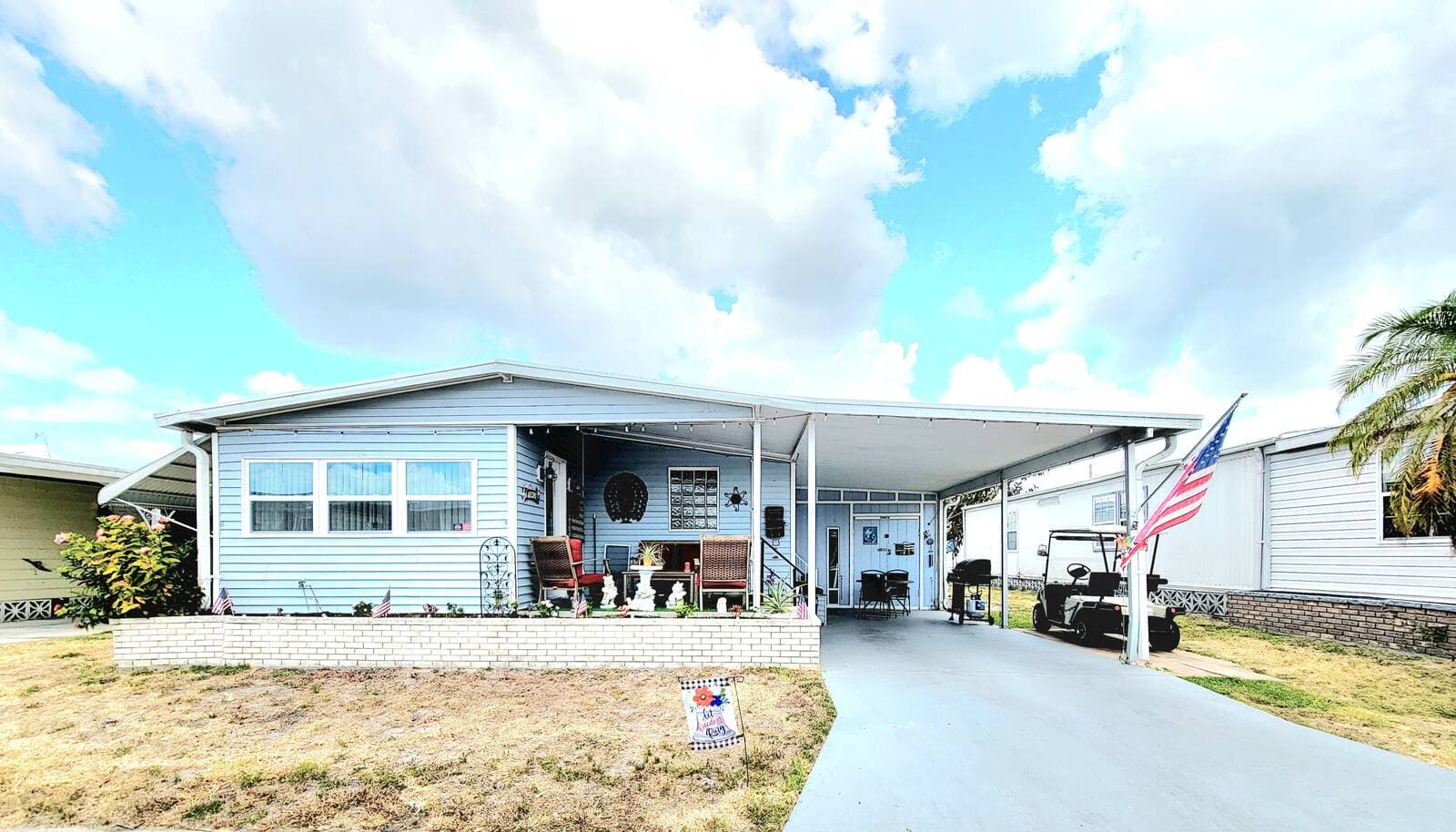 Manufactured home in North Ft Myers, FL 33917