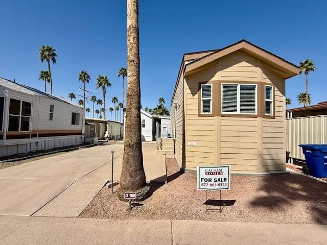 Manufactured home in Mesa, AZ 85205