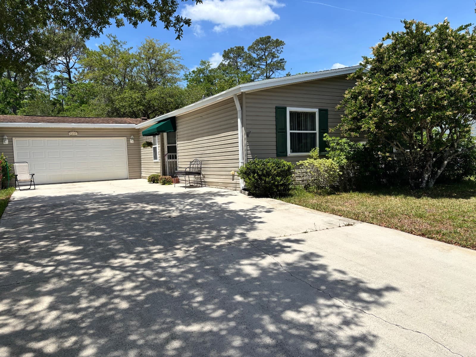 Manufactured home in Elkton, FL 32033