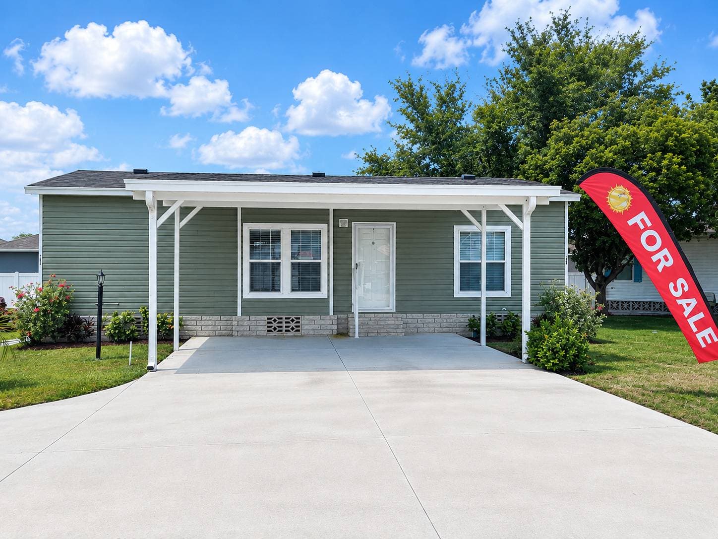 Manufactured home in Winter Haven, FL 33880