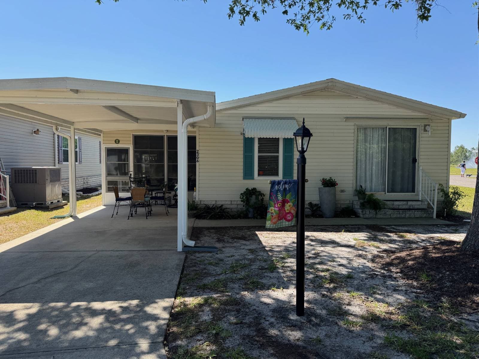 Manufactured home in Lake Wales, FL 33898