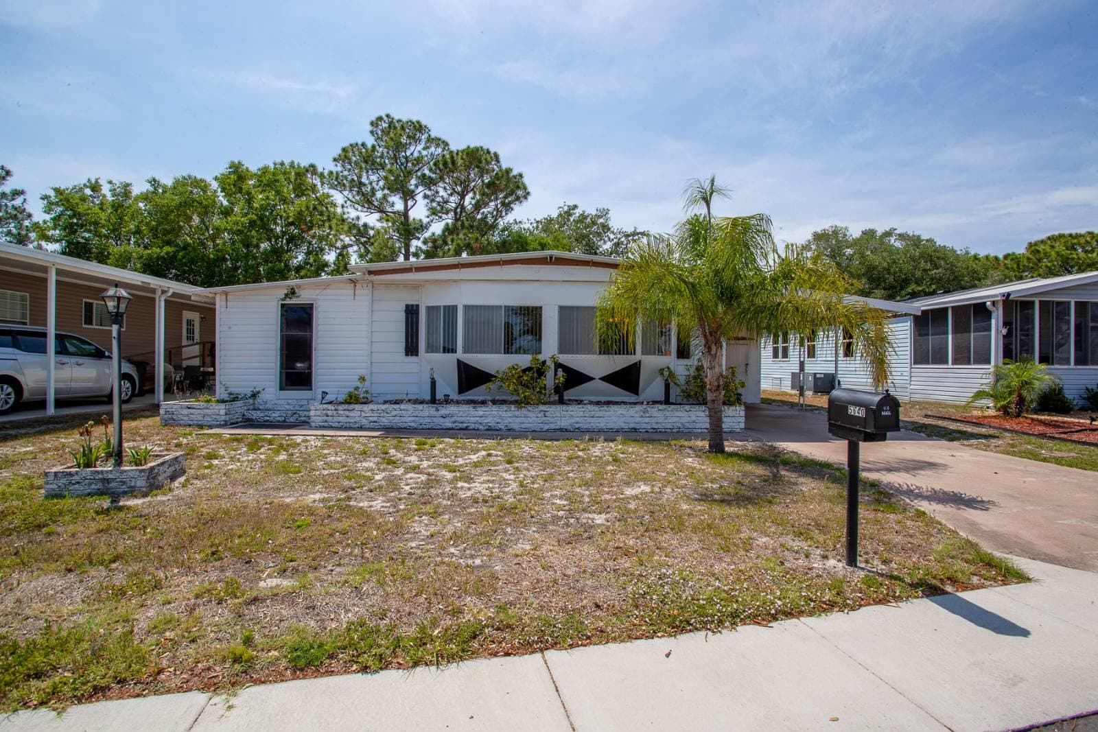 Manufactured home in Port Orange, FL 32127