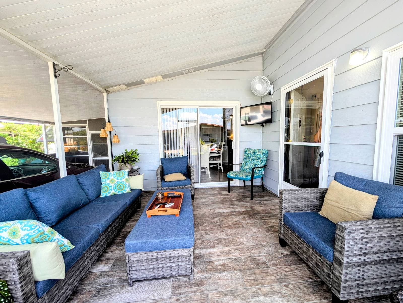 Manufactured home in Lakeland, FL 33803