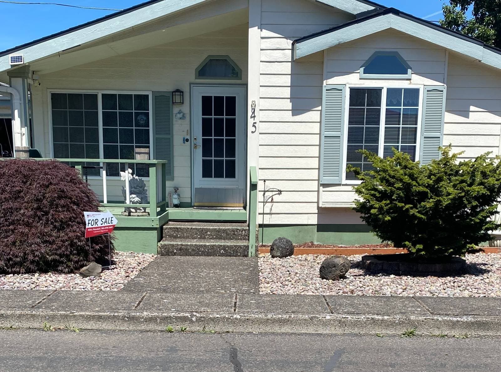 Manufactured home in portland, OR 97230