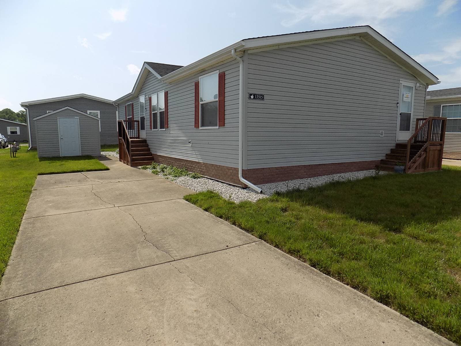 Manufactured home in Carleton, MI 48117