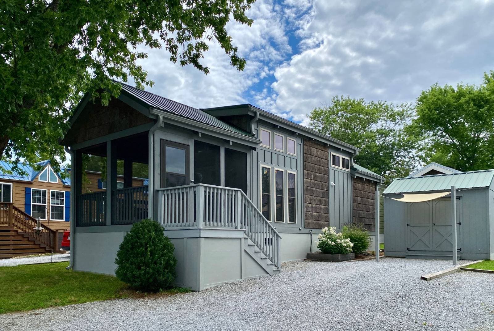 Manufactured home in Flat Rock, NC 28731