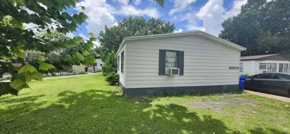Manufactured home in Orlando, FL 32826