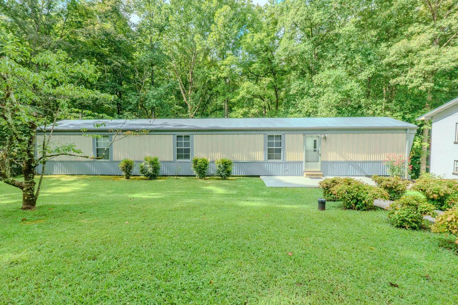 Manufactured home in Sevierville, TN 37862