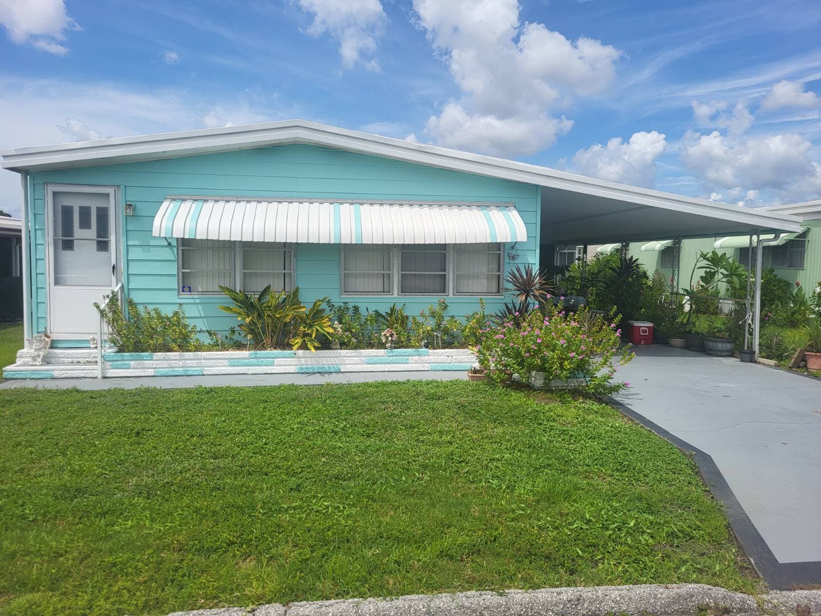 Manufactured home in Haines City, FL 33844