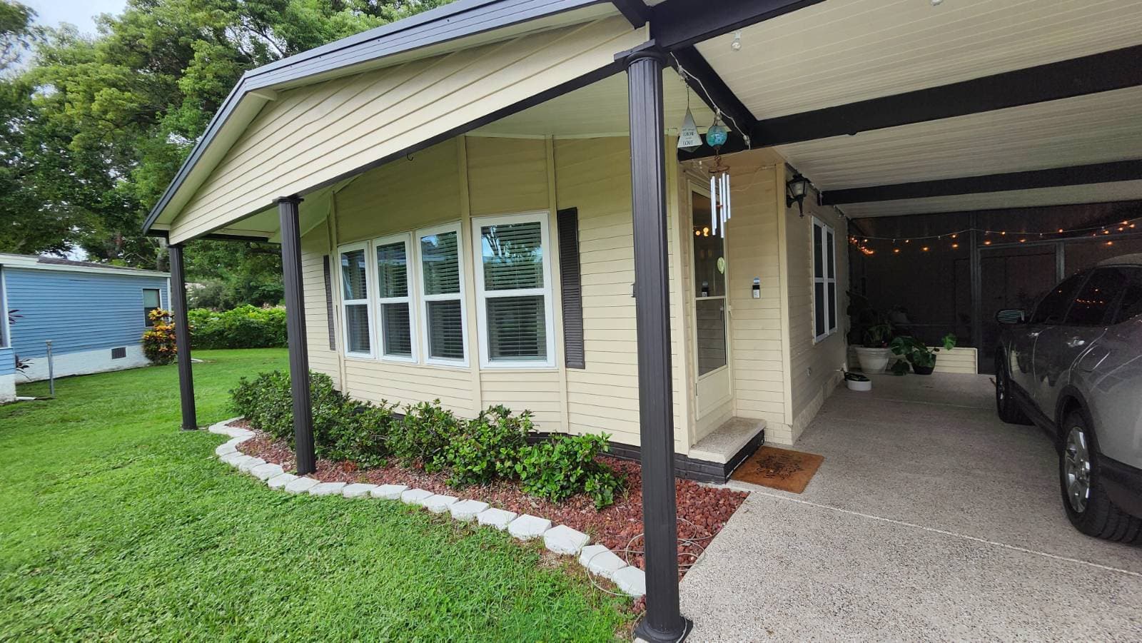 Manufactured home in Lakeland, FL 33810