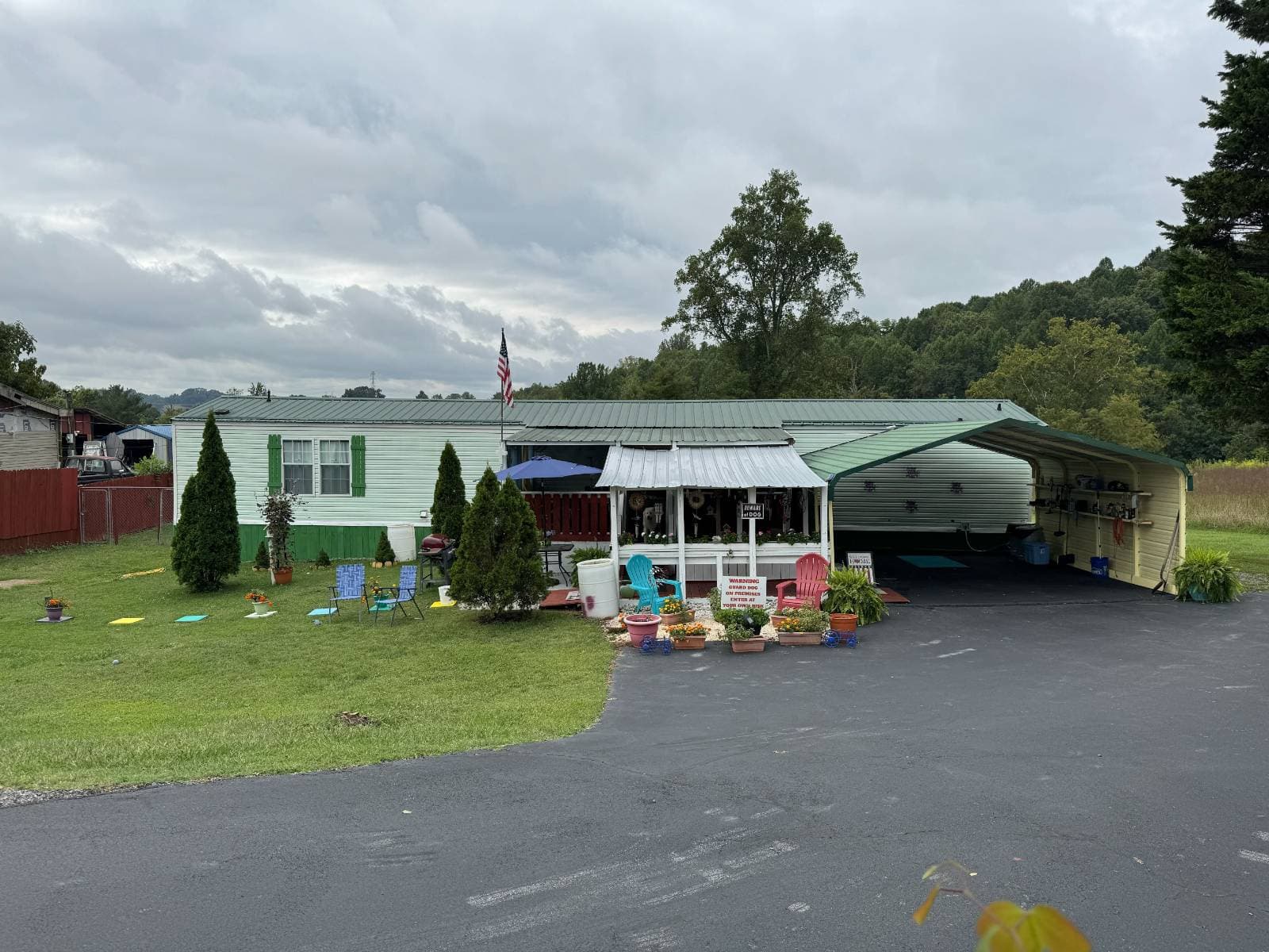 Manufactured home in Church Hill, TN 37642