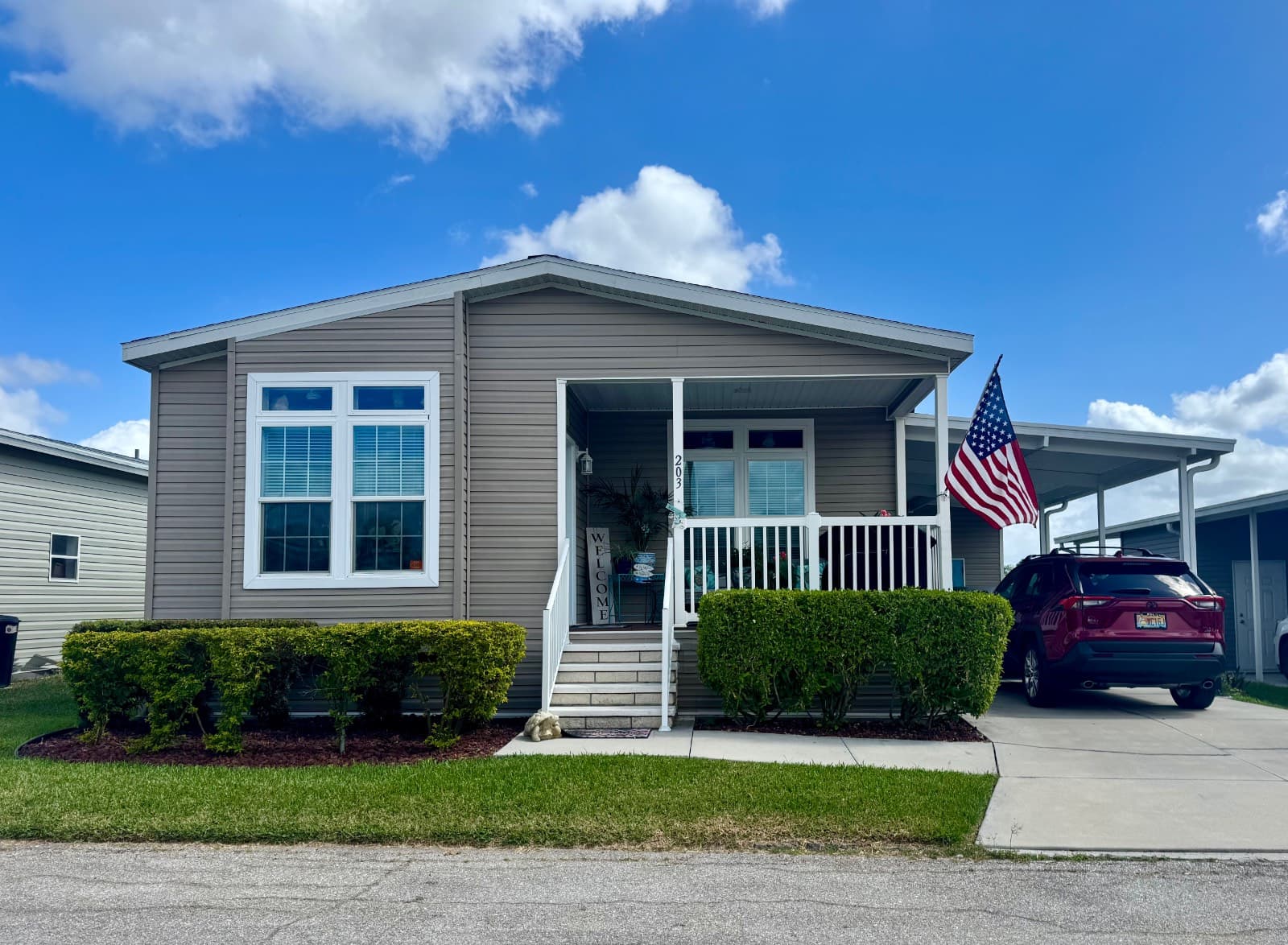 Manufactured home in Ellenton, FL 34222