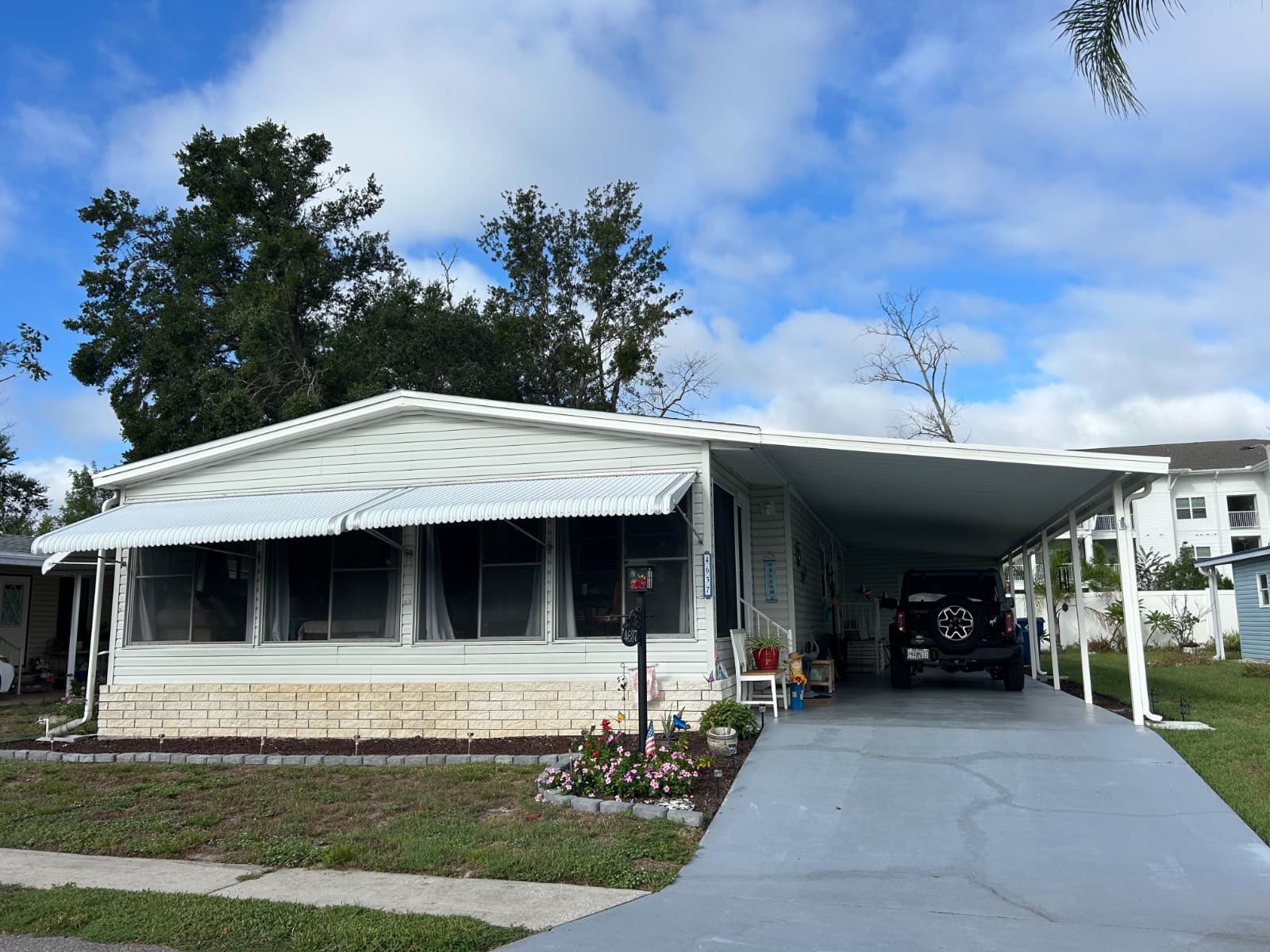 Manufactured home in Zephyrhills, FL 33541