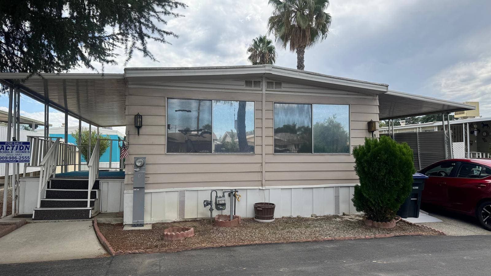 Manufactured home in Hemet, CA 92543