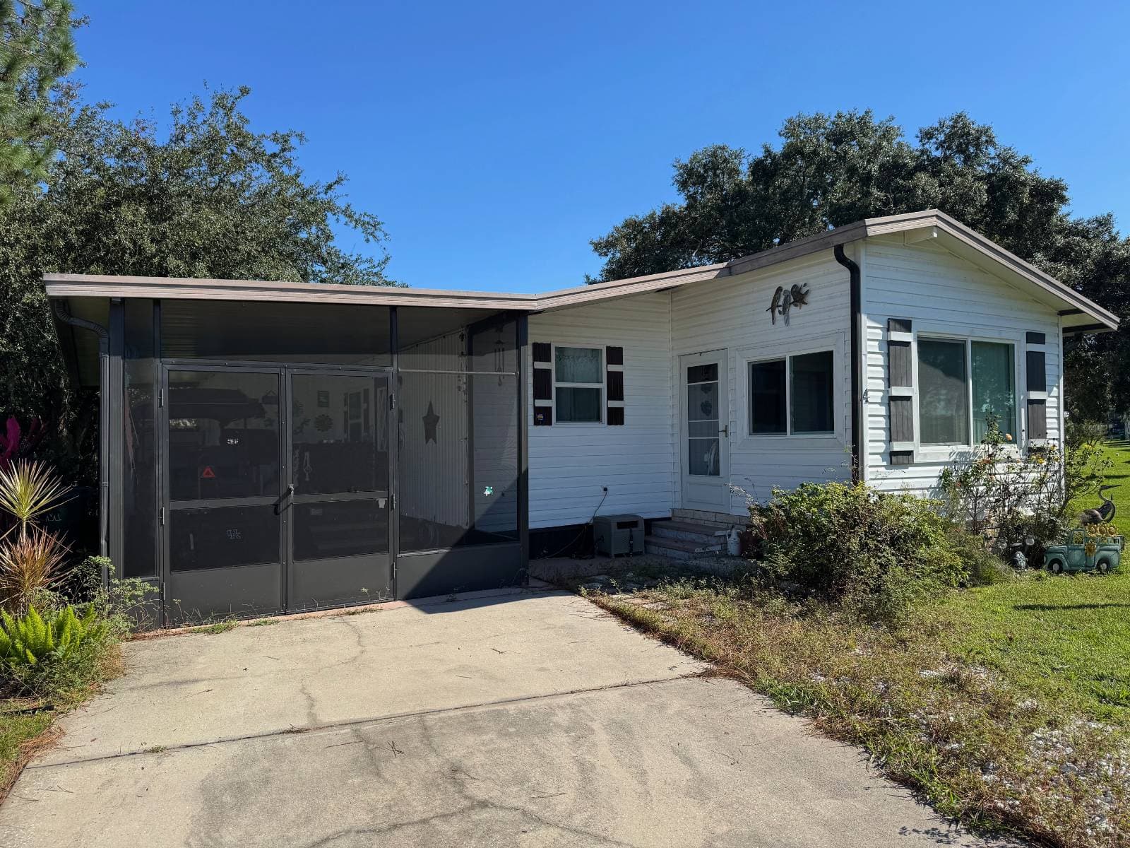 Scrn Carport w Double Doors