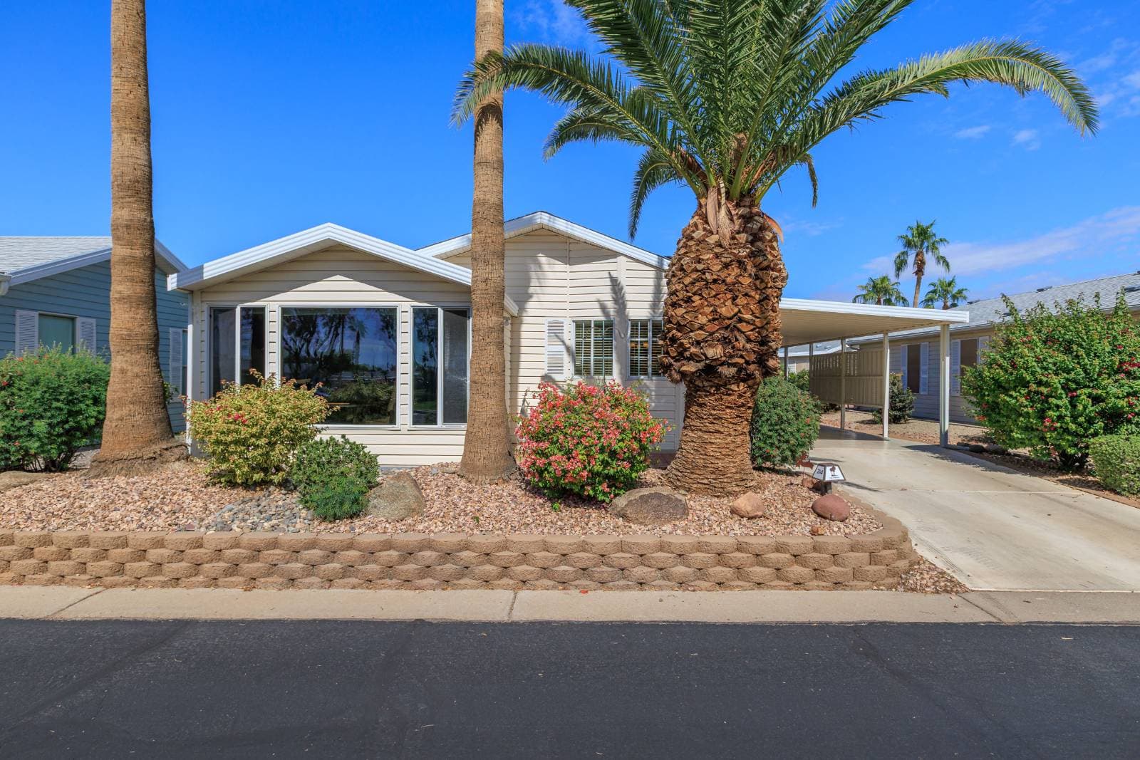 Manufactured home in Mesa, AZ 85205