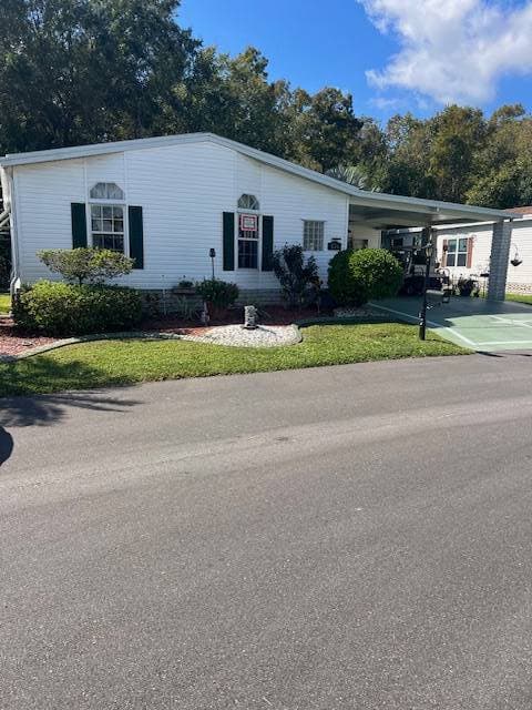 Manufactured home in Auburndale, FL 33823