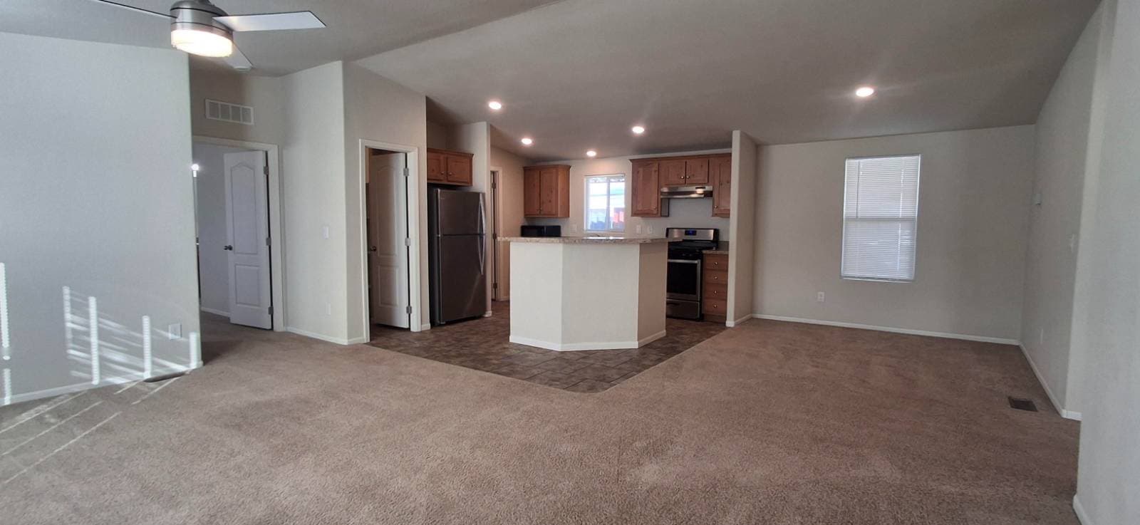 Manufactured home in Tucson, AZ 85705