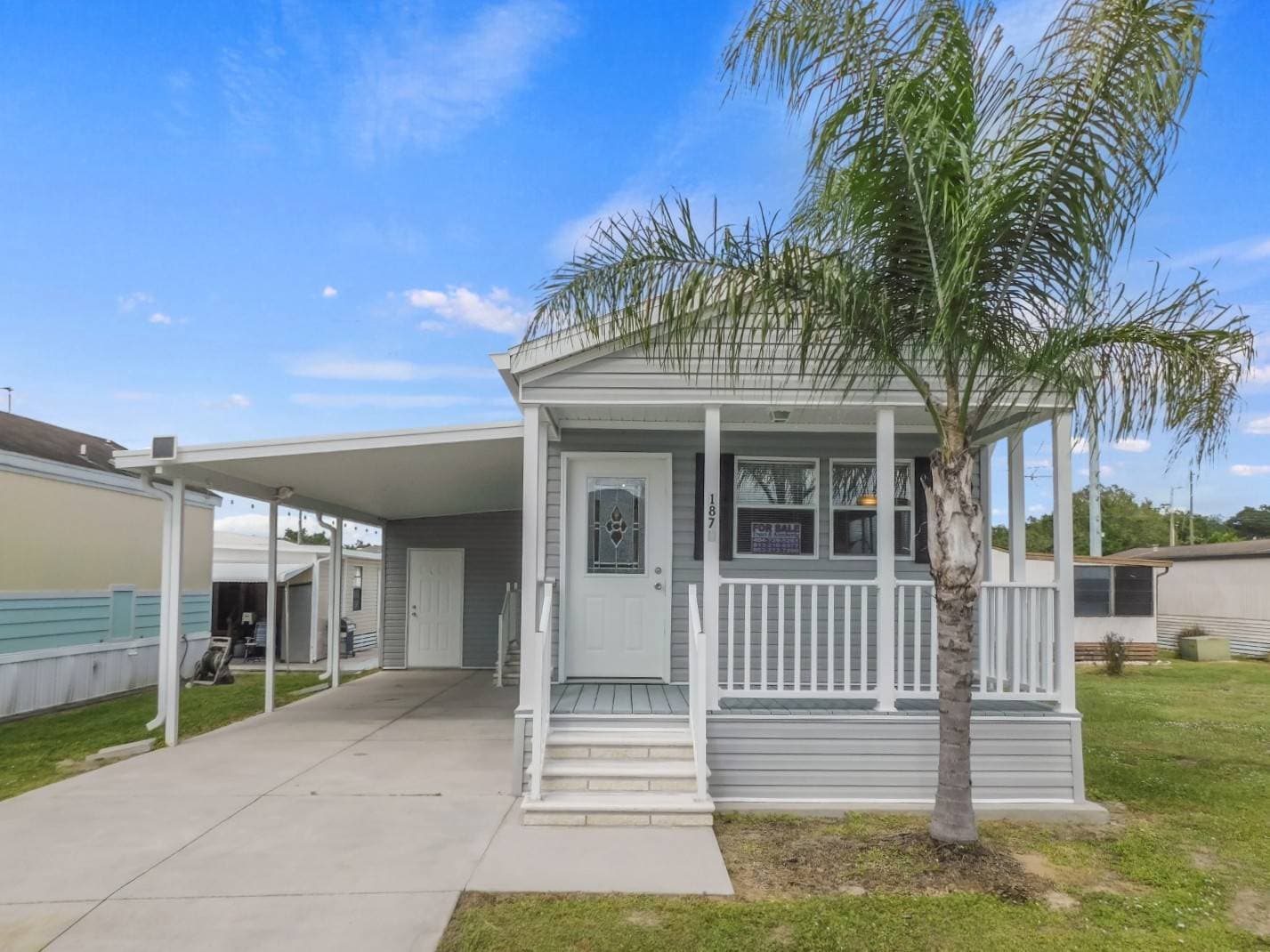 Manufactured home in Zephyrhills, FL 33541