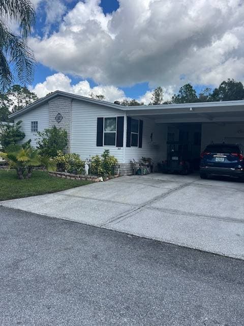 Manufactured home in Auburndale, FL 33823