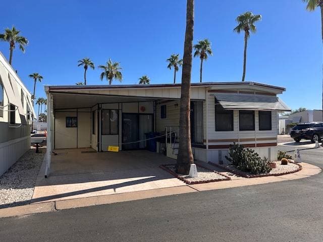 Manufactured home in Mesa, AZ 85213