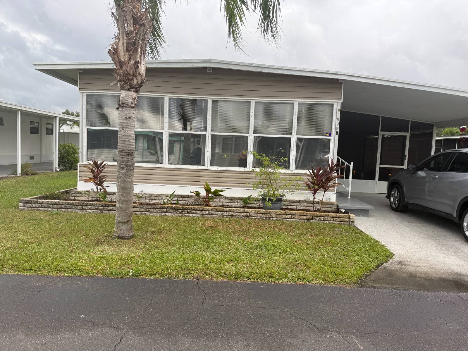 Manufactured home in Zephyrhills, FL 33541