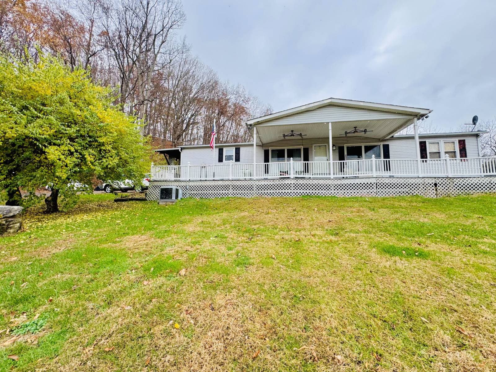 Manufactured home in Meadowview, VA 24361