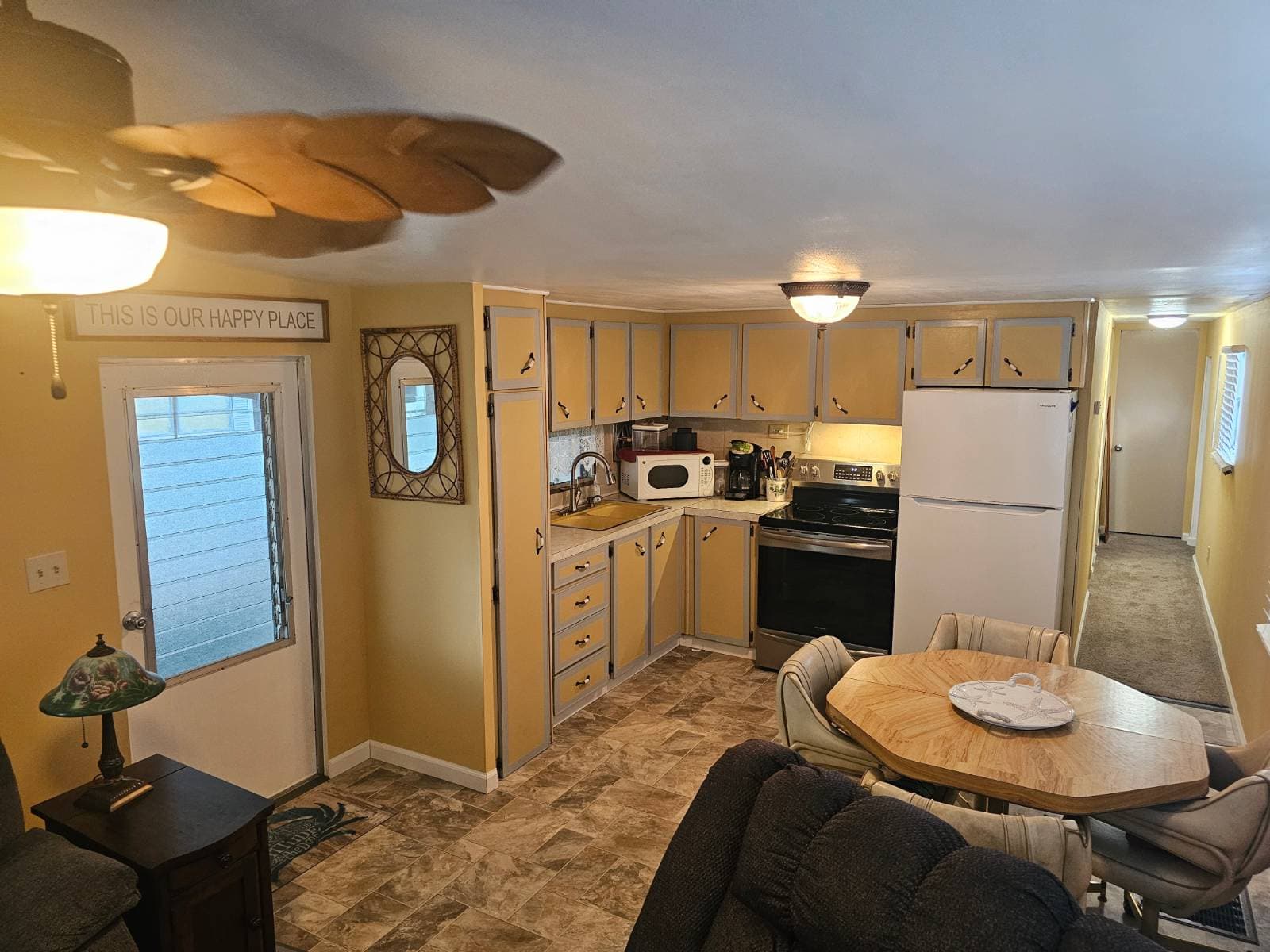Manufactured home in Lakeland, FL 33803
