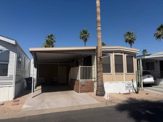 Manufactured home in Mesa, AZ 85213
