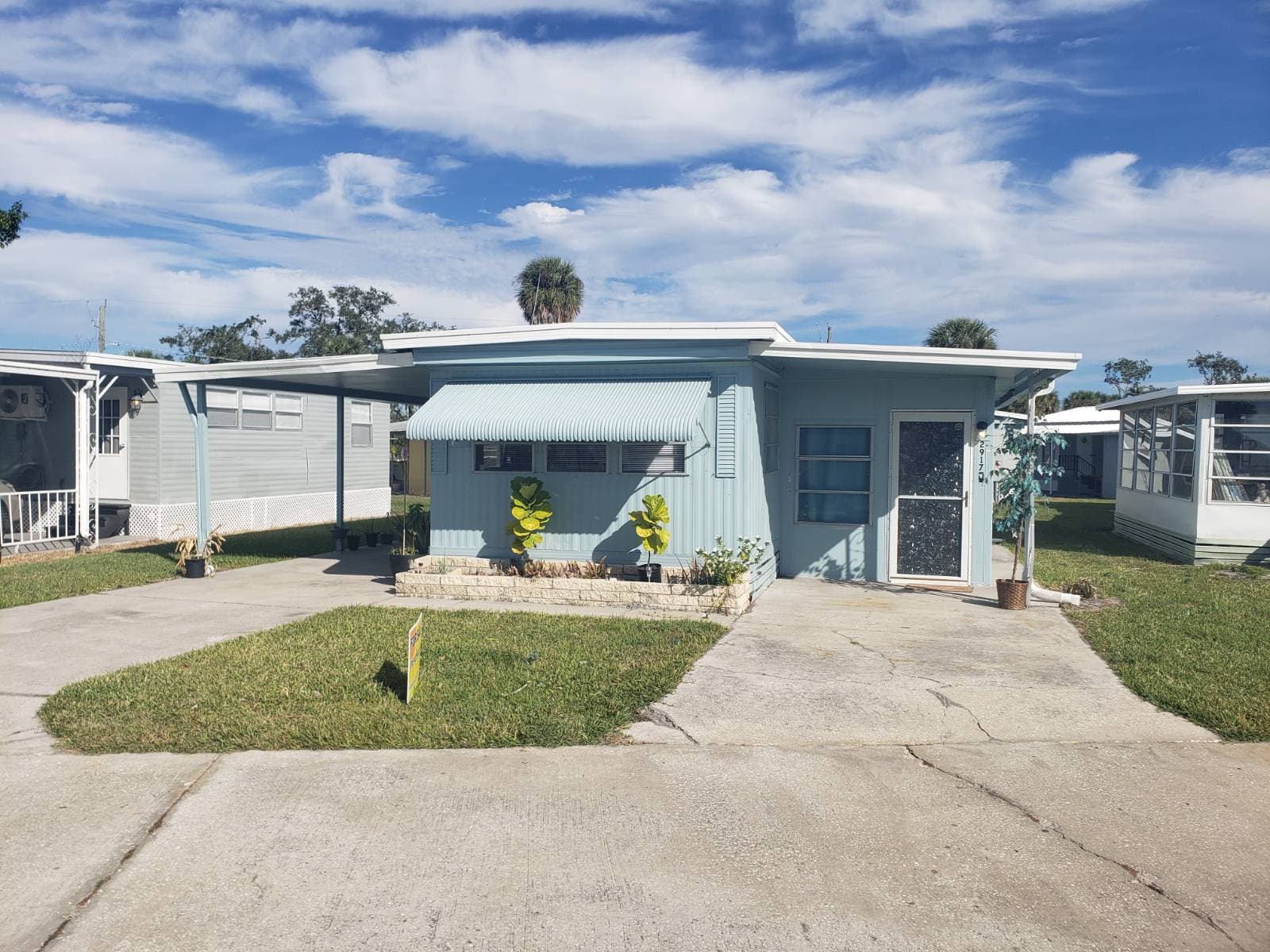 Manufactured home in Ruskin, FL 33570