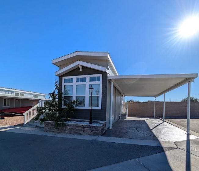 Manufactured home in Needles, CA 92363