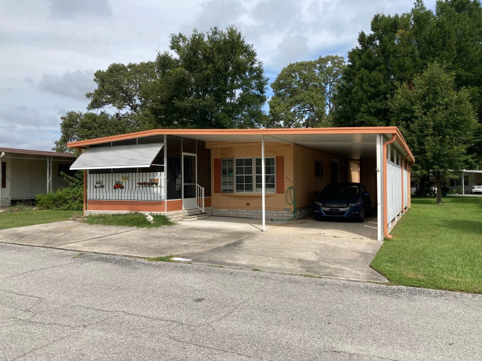 Manufactured home in Ocala, FL 34479