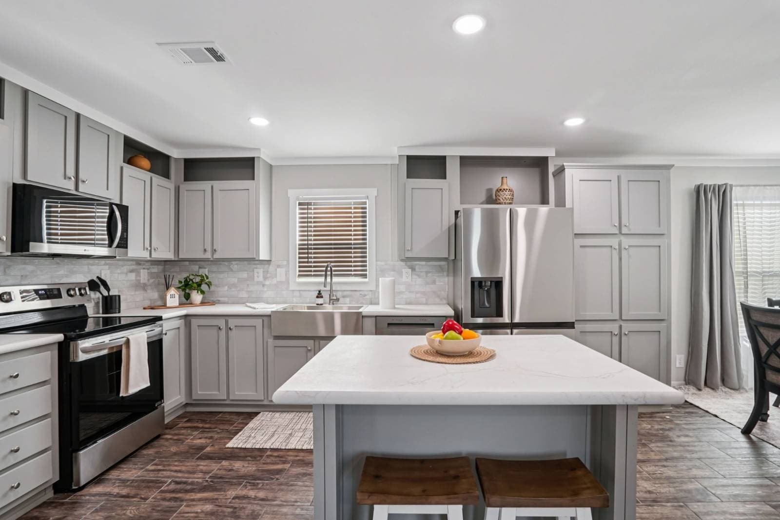 Manufactured home in Cleburne, TX 76033