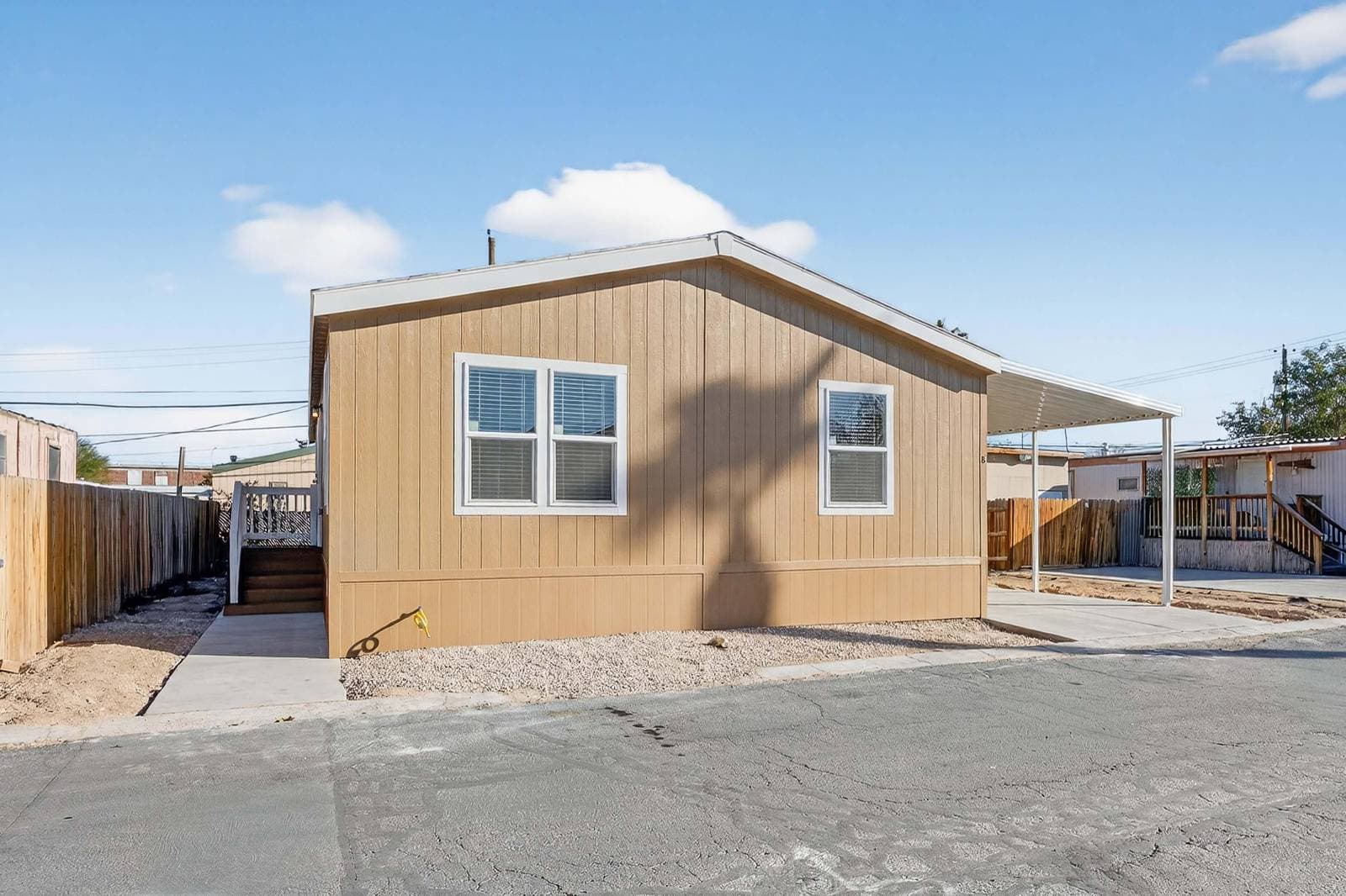 Manufactured home in Las Vegas, NV 89115