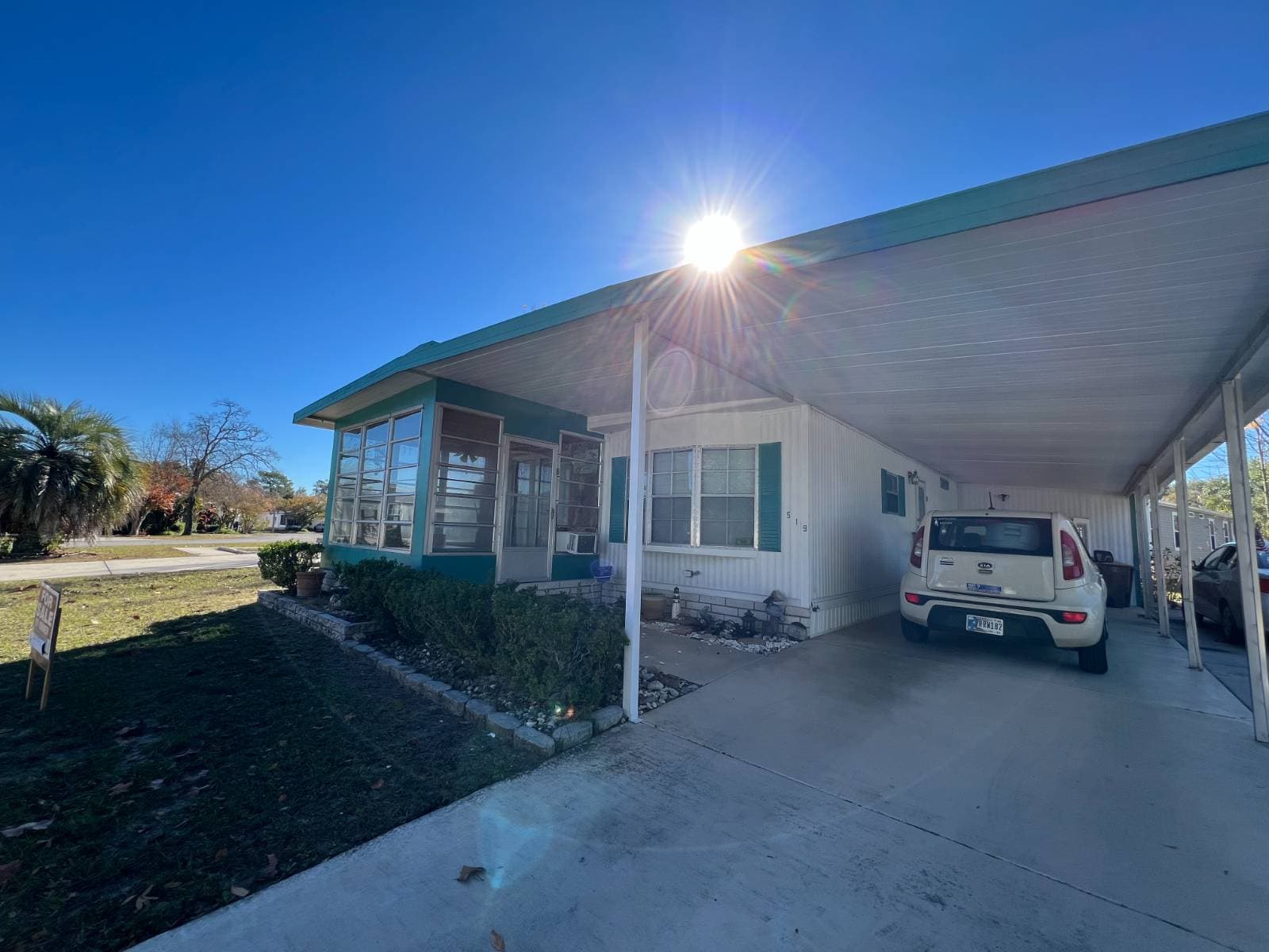 Manufactured home in Ocala, FL 34479