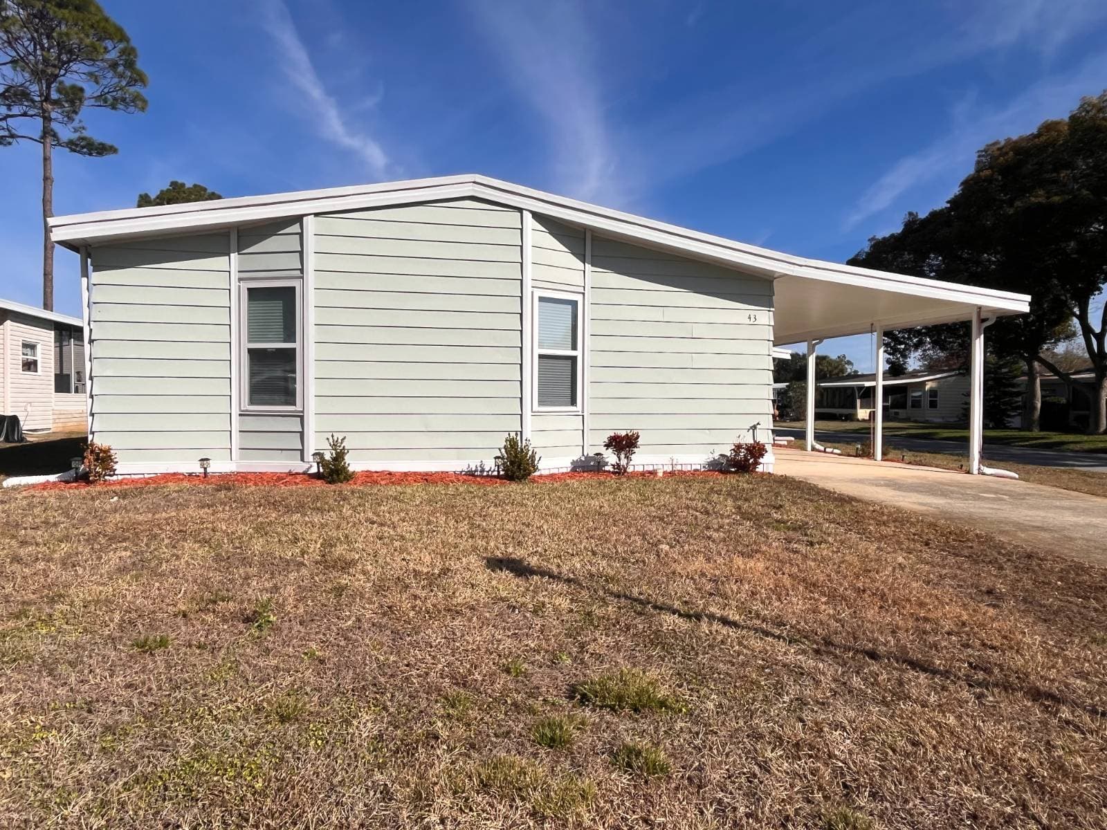 Manufactured home in Ormond Beach, FL 32174