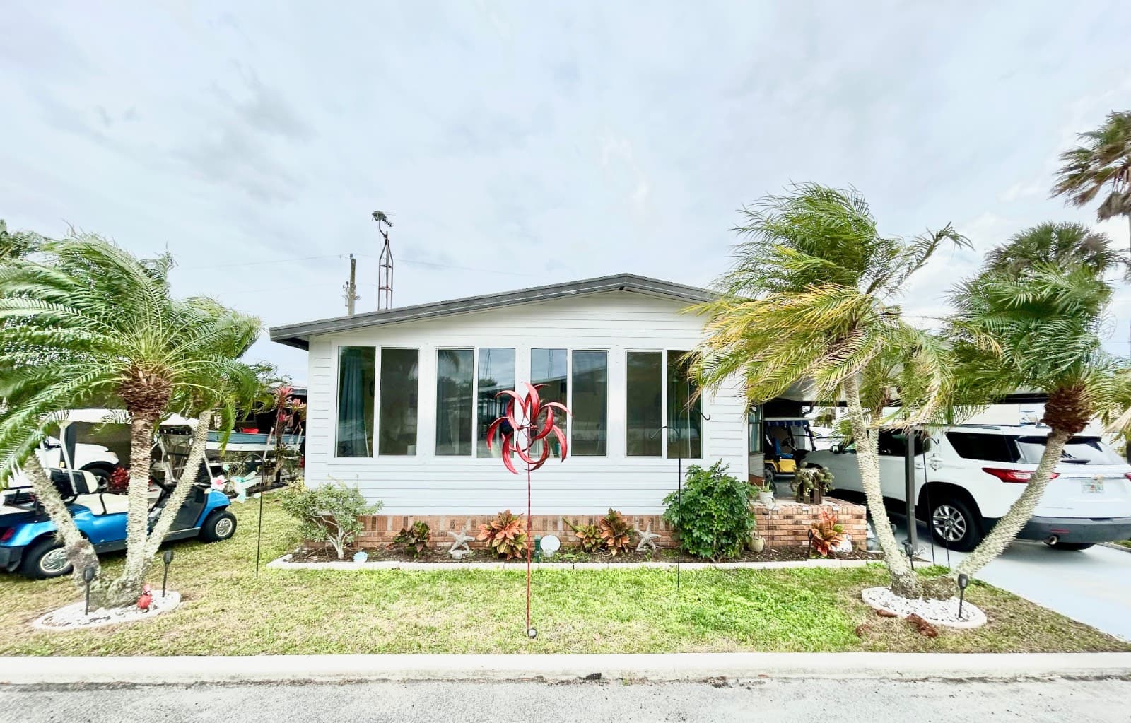 Manufactured home in Lake Placid, FL 33852